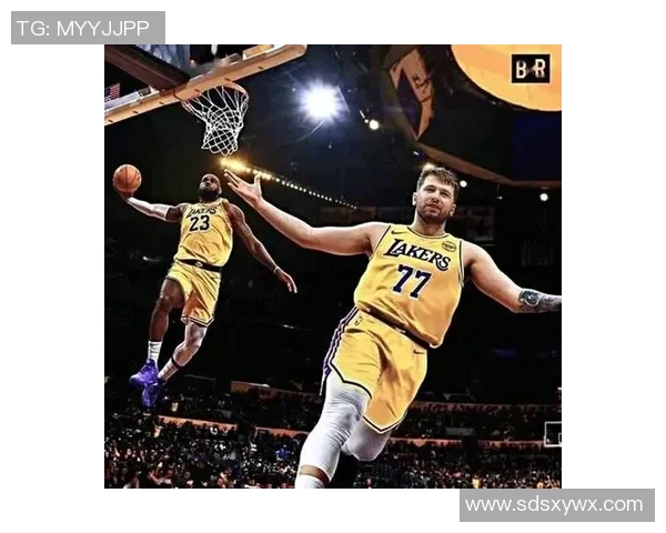 东契奇赞詹姆斯:一场经典的勒布朗比赛,很开心他拯救了我们